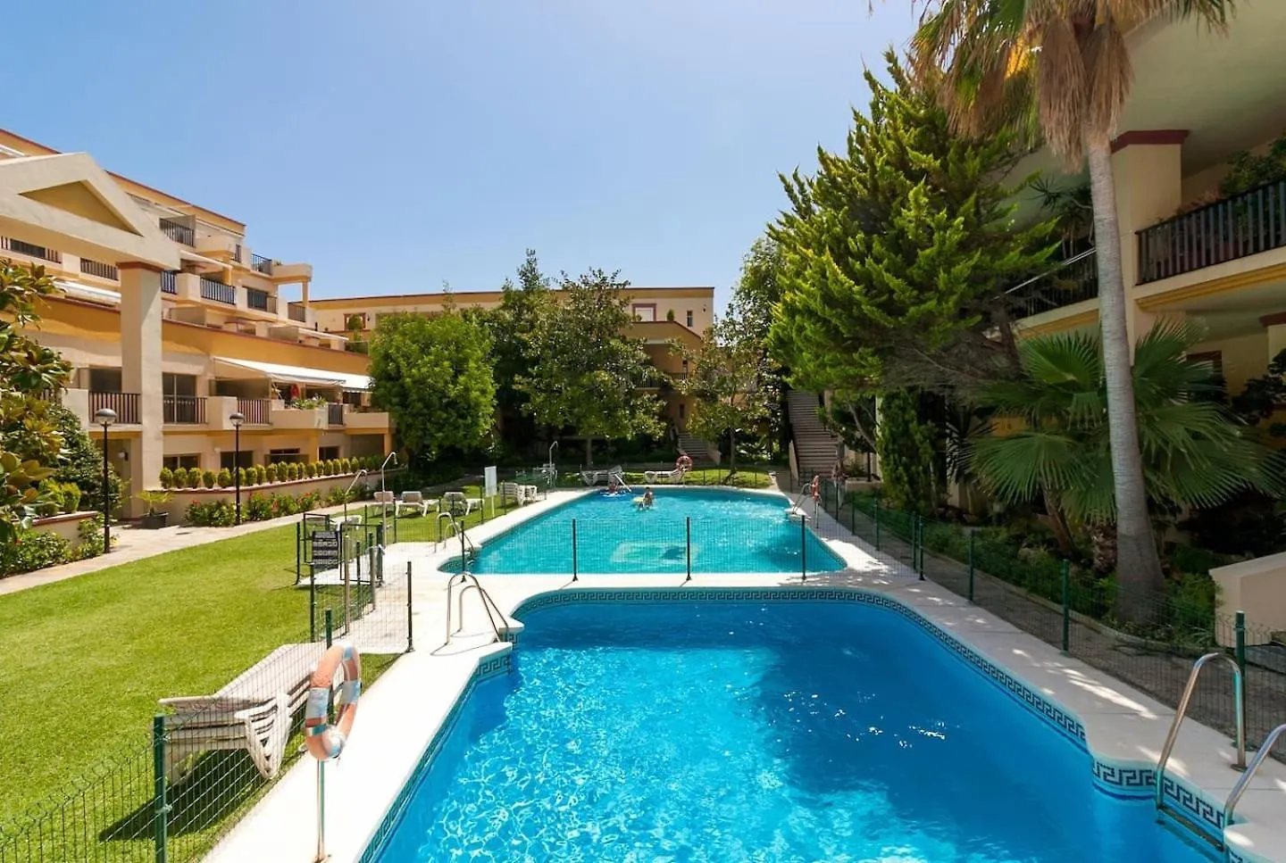 Oleholidays 601 Romana Playa Junto Al Mar Marbella 0*,  Spanien