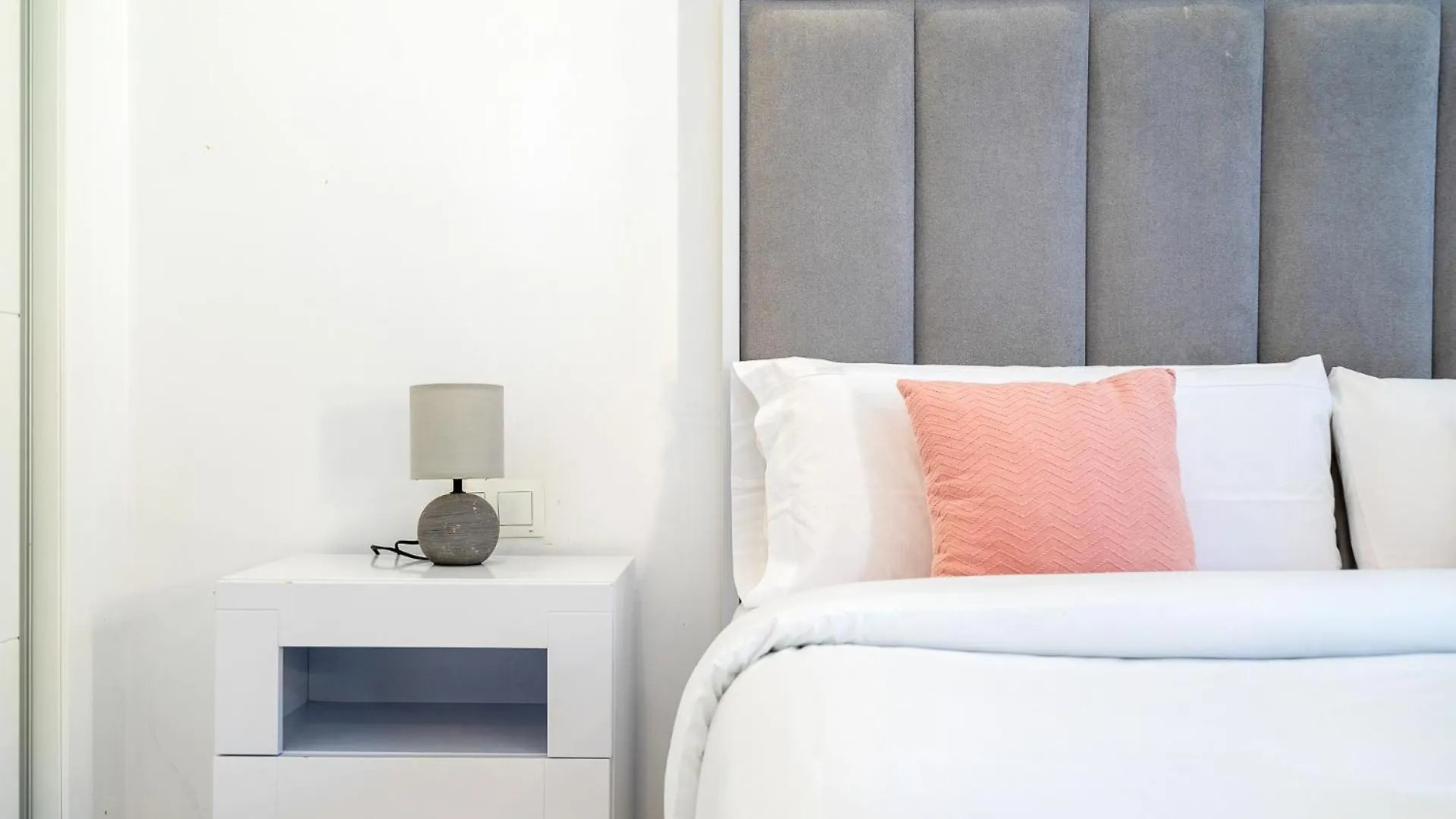 Oleholidays 601 Romana Playa Junto Al Mar Marbella Lejlighed