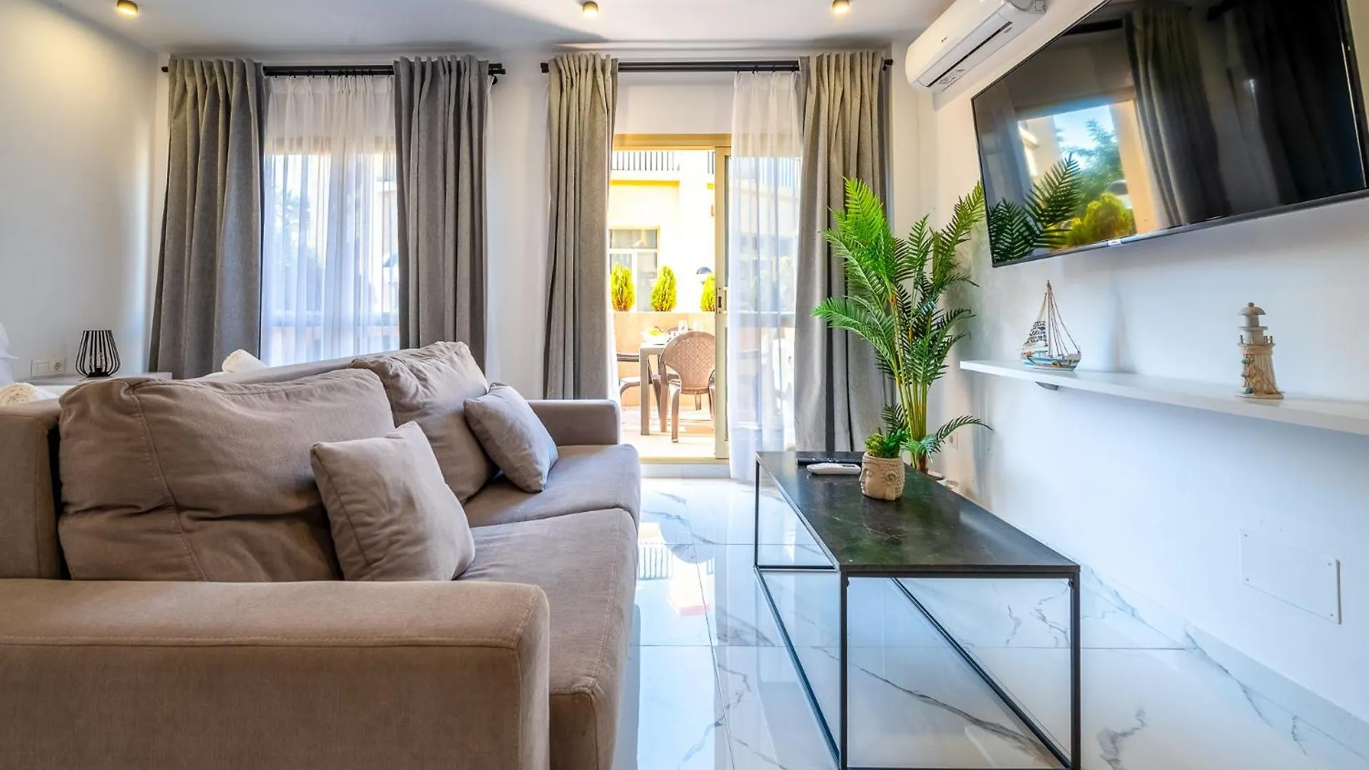 Oleholidays 601 Romana Playa Junto Al Mar Marbella Spanien